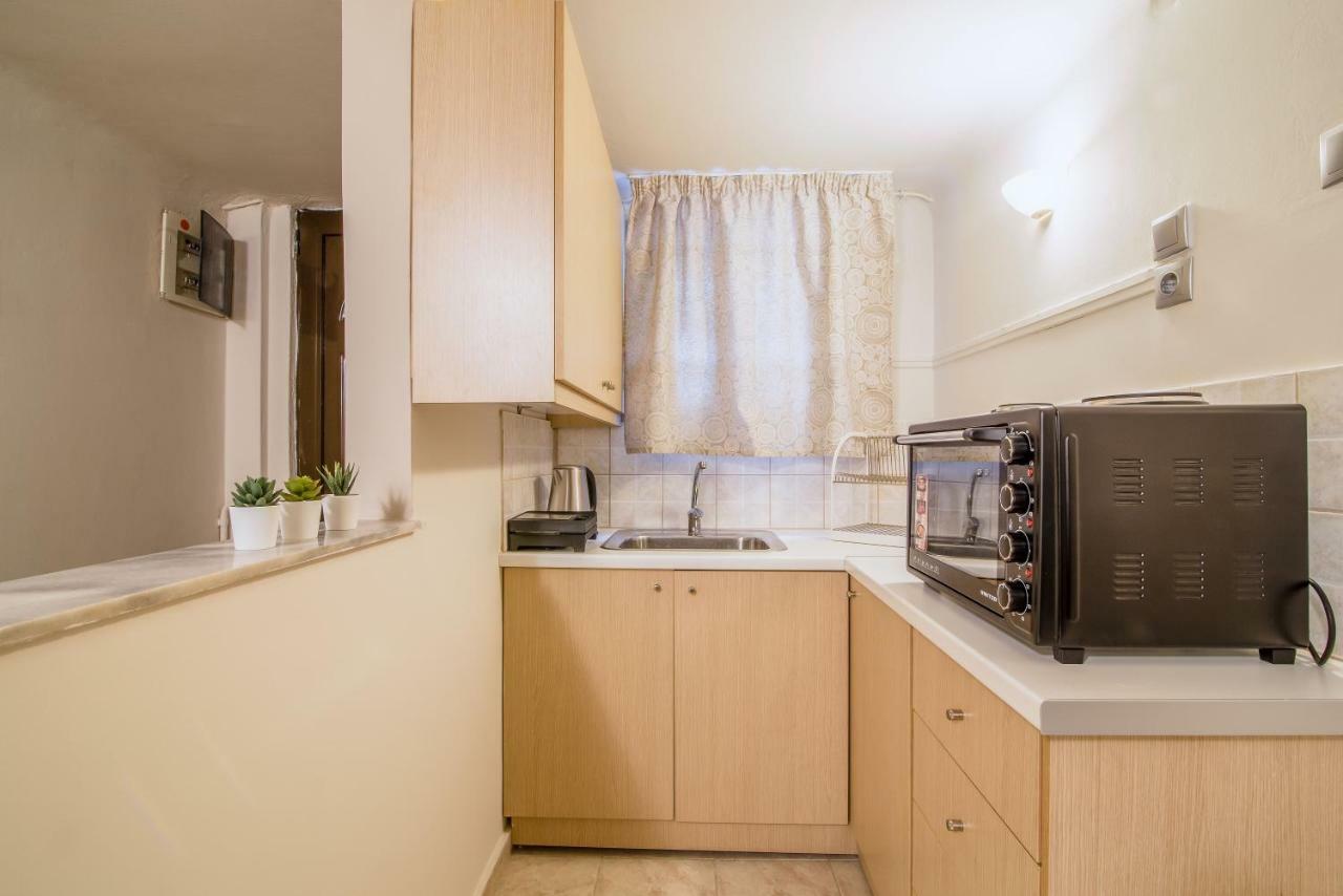 Cozy And Central Apartment Афіни Екстер'єр фото