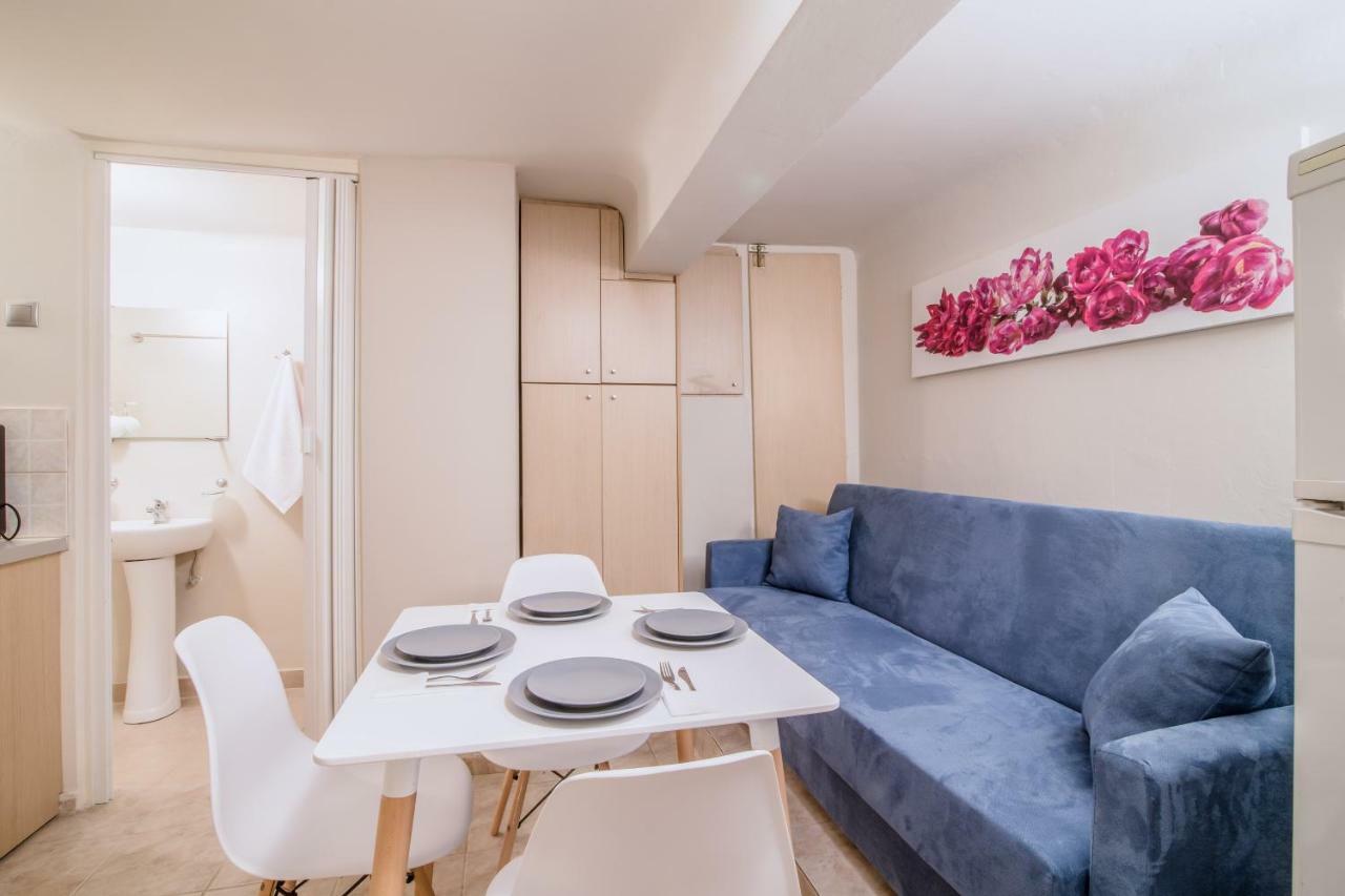 Cozy And Central Apartment Афіни Екстер'єр фото
